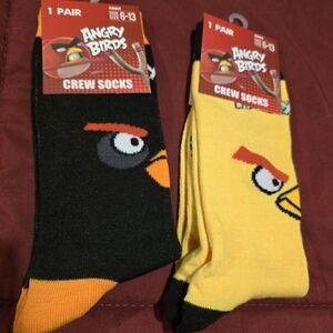 NWT Angry Birds Set of 2 Adult Crew‎ Socks Black & Yellow Size 6-13
